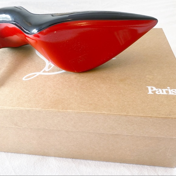 AUTHENTIC Christian Louboutin Black Leather Pump - Picture 5 of 7